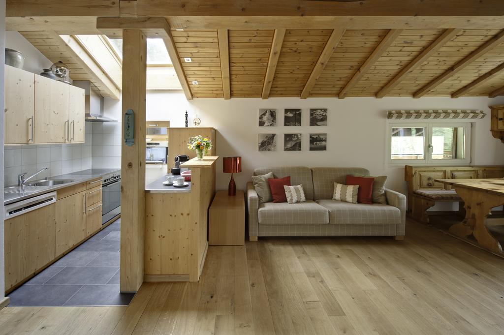 Apartments Styria Цермат Стая снимка