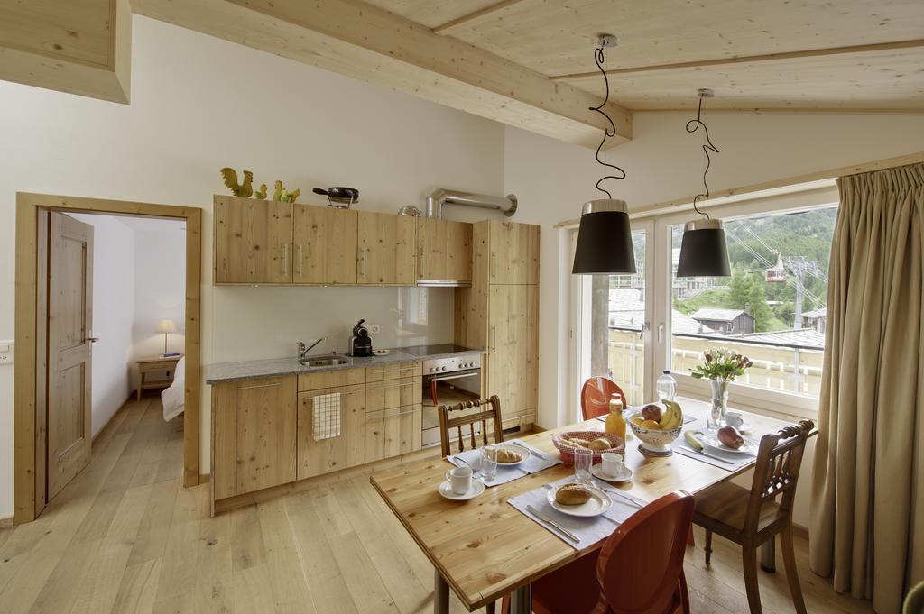 Apartments Styria Цермат Стая снимка